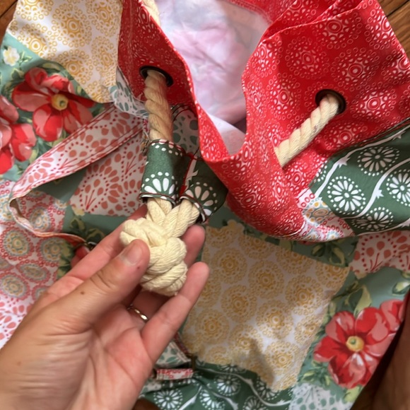 Laundry bag - Picture 3 of 3